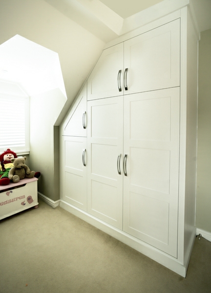 enhance you bedroom with gorgeous fitted wardrobes