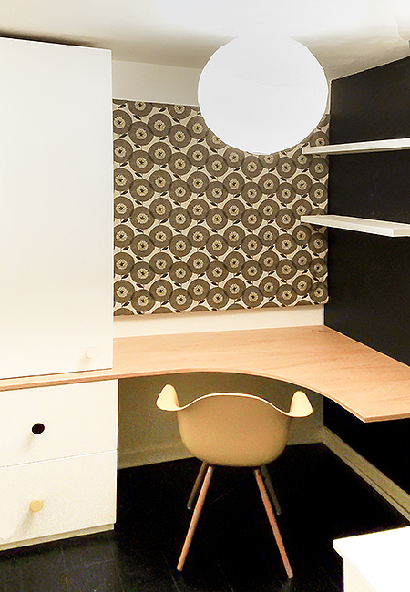 Small room corner study Small room corner study
