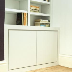 Contemporary alcove cupboards with shadow gap