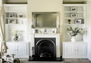 Living room Alcove cupboards