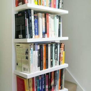 Contemporary modern built in book shelves 2