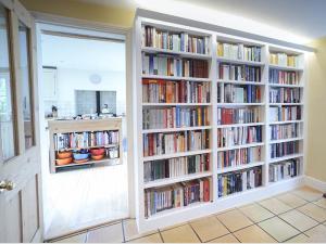 made to measure bookcases