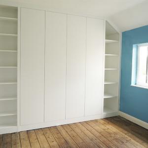 Modern built in wardrobes