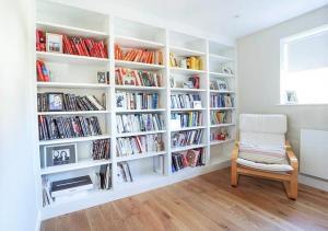 Built in bookcases