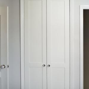 Builtin alcove wardrobe ornate period style