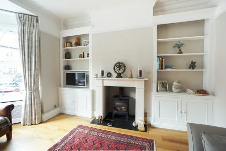 traditional-style-chimney-breast-alcove-cupboards-in-oxford
