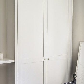 Bespoke fitted alcove wardrobes with shaker doors
