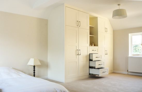 Shaker style built in bedroom wardrobes