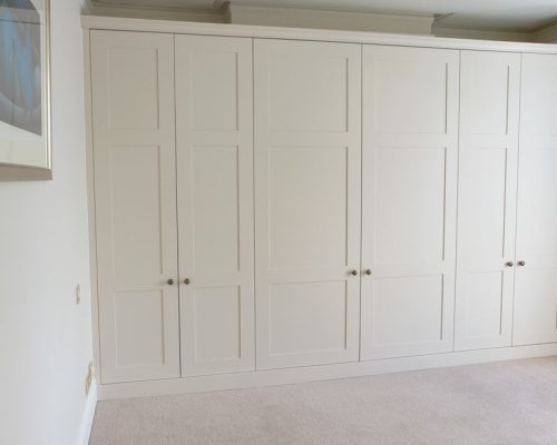 Shaker-wardrobes-across-alcoves