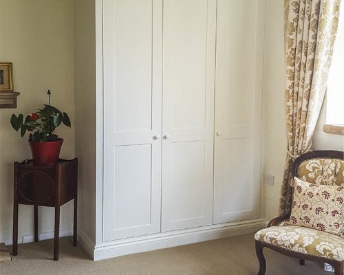 Simple shaker designed fitted wardrobe