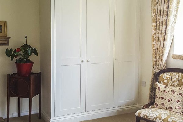 Simple shaker designed fitted wardrobe